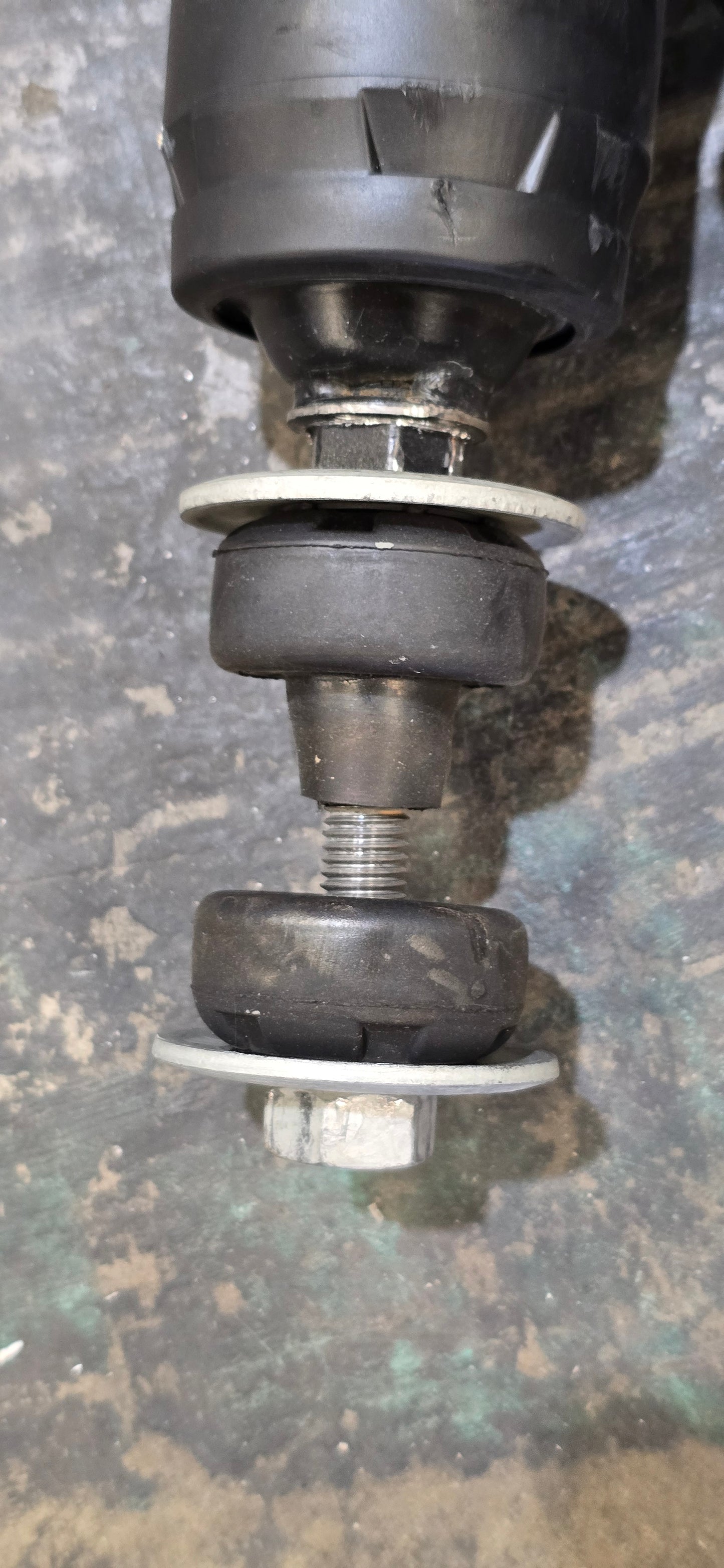 Ford F350 Tremor - OEM Suspension