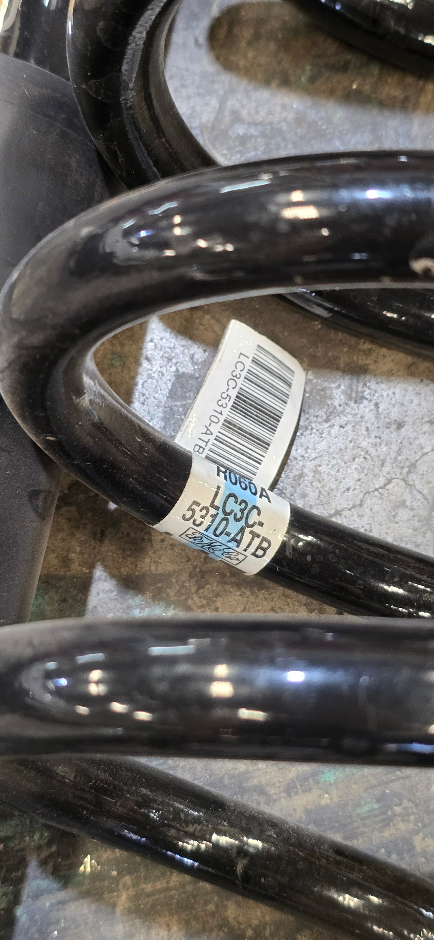 Ford F350 Tremor - OEM Suspension
