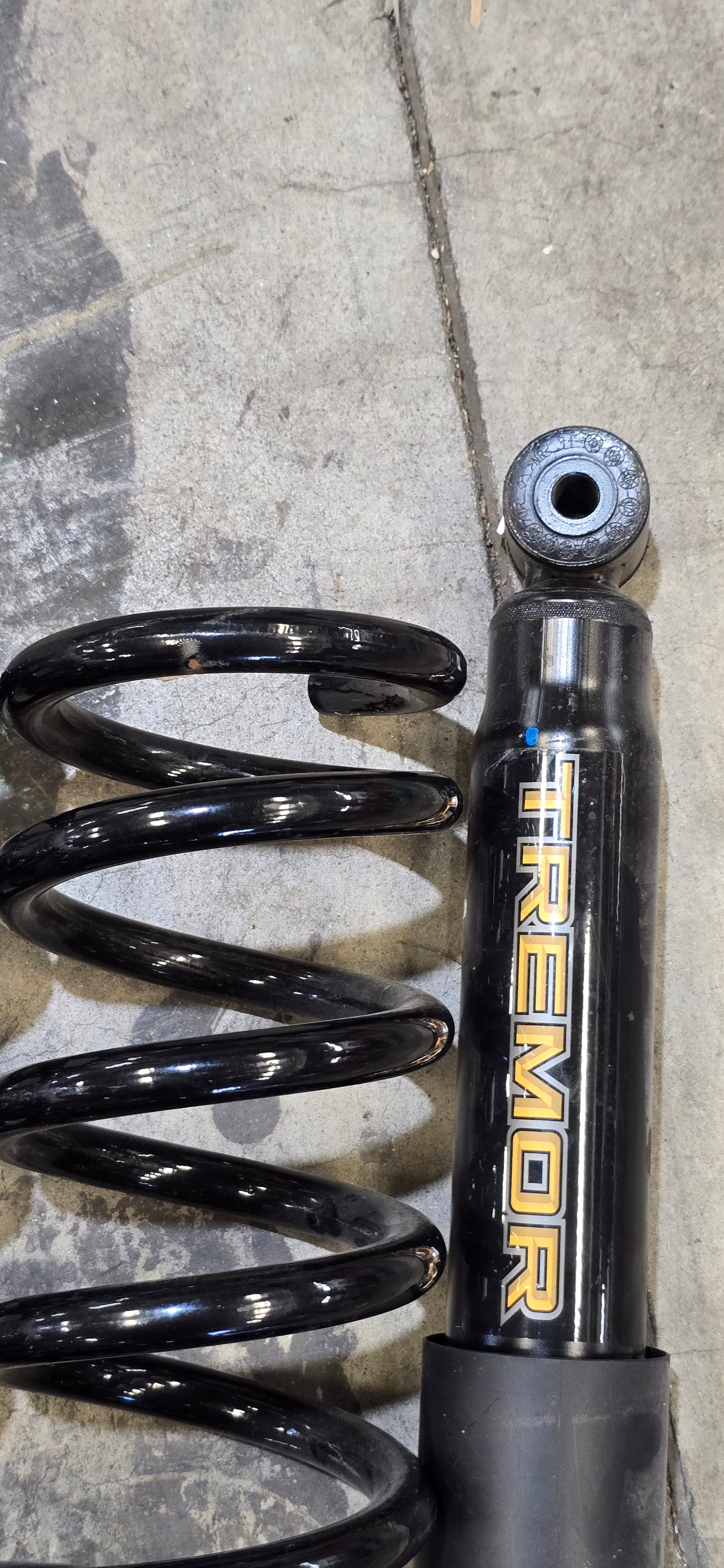 Ford F350 Tremor - OEM Suspension