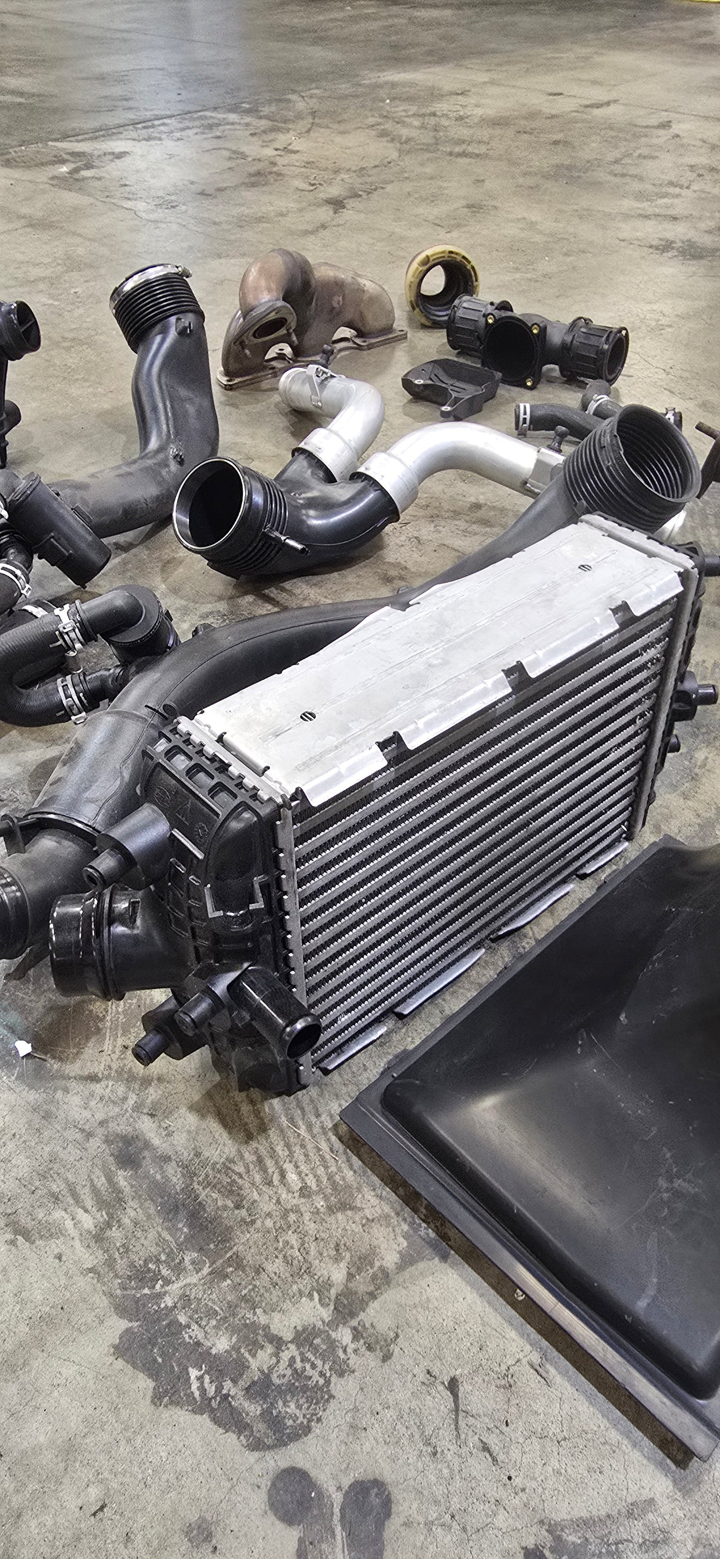 Porsche 991 - Intercooler and components