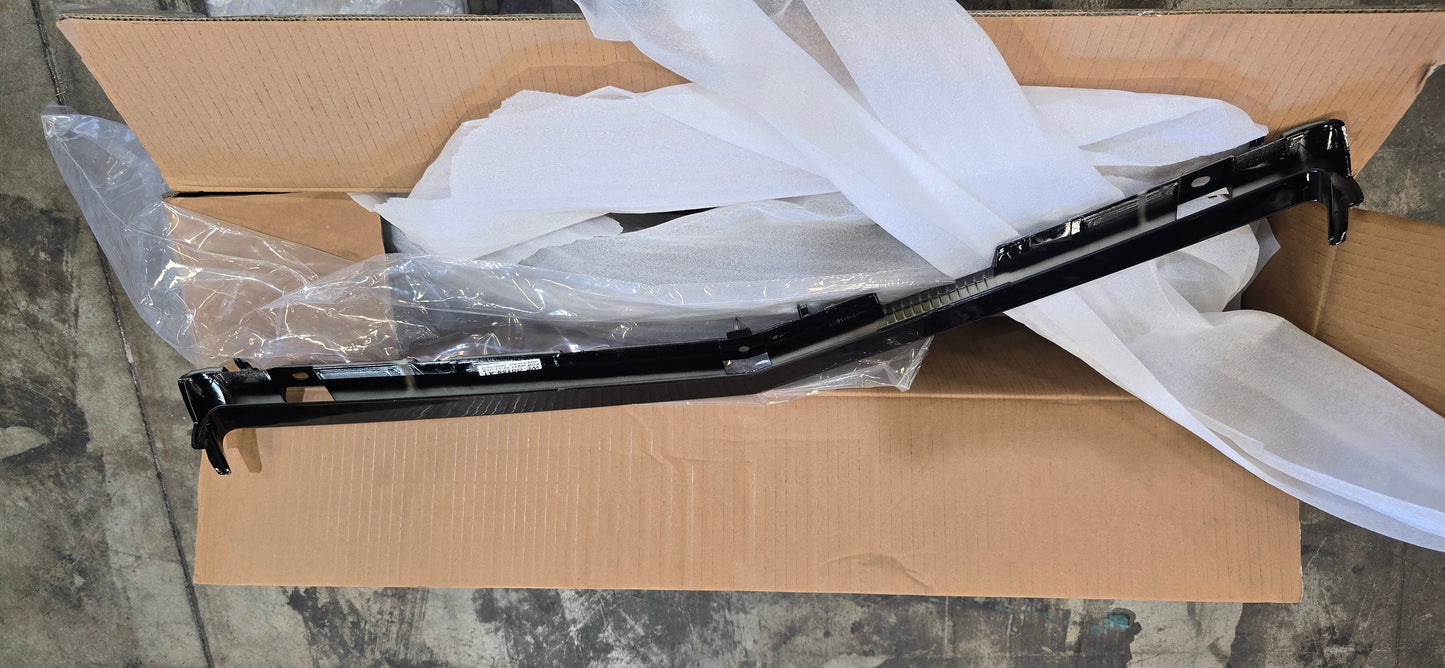 Mercedes E Class Front Grille
