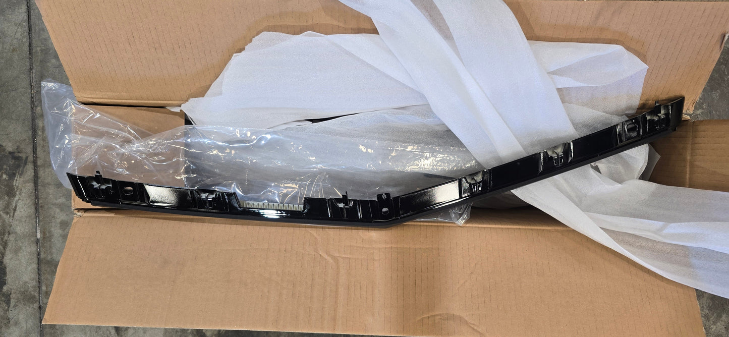 Mercedes E Class Front Grille